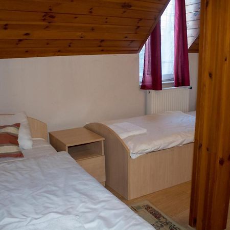 Gilde Panzio Bed & Breakfast Pilisvörösvár Dış mekan fotoğraf