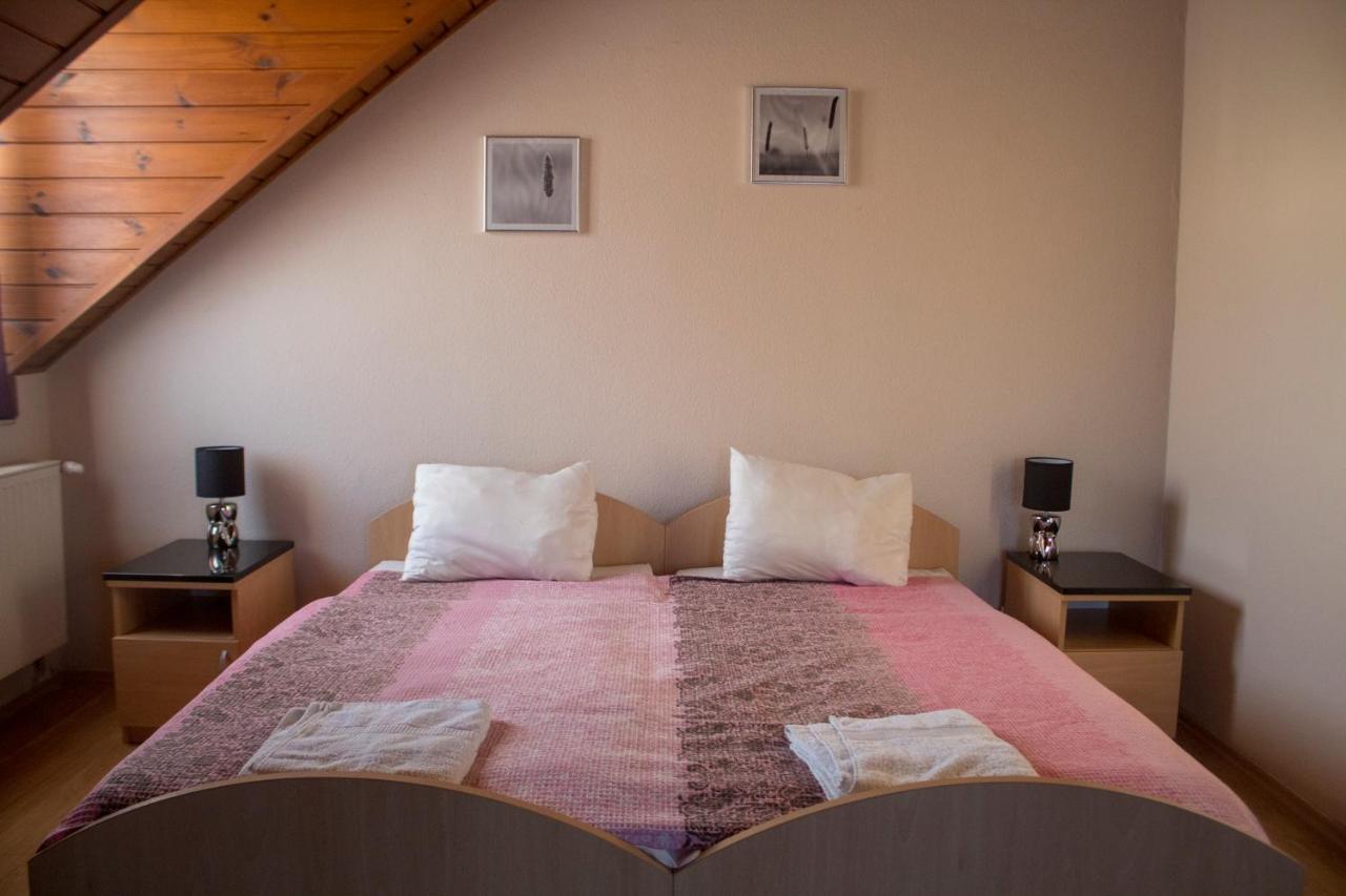 Gilde Panzio Bed & Breakfast Pilisvörösvár Dış mekan fotoğraf