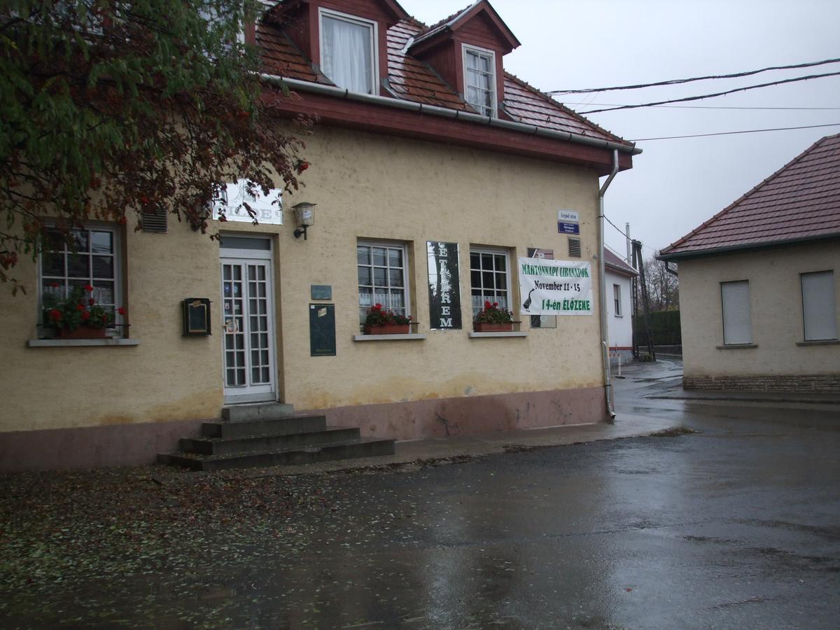 Gilde Panzio Bed & Breakfast Pilisvörösvár Dış mekan fotoğraf