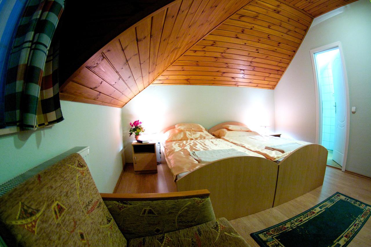 Gilde Panzio Bed & Breakfast Pilisvörösvár Dış mekan fotoğraf